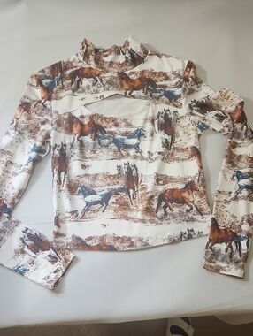 Horse-Print Long Sleeve Cutout Top — White/Brown